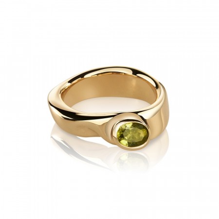 Kurg ring med Peridot